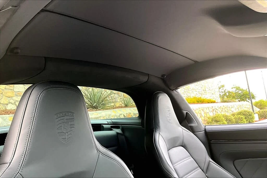 2026 Porsche 992 Targa 4 & 4S - Image 18 of 26