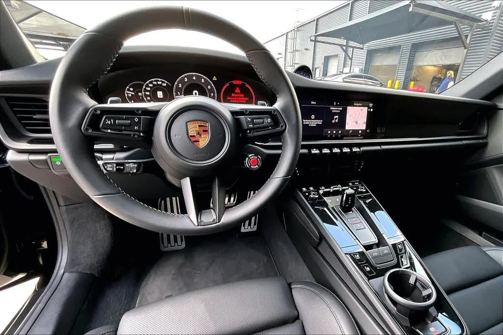 2026 Porsche 992 Targa 4 & 4S - Image 14 of 26