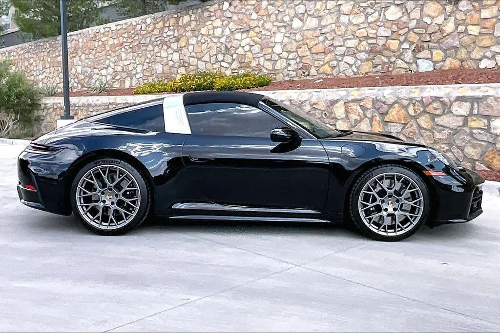 2026 Porsche 992 Targa 4 & 4S - Image 8 of 26