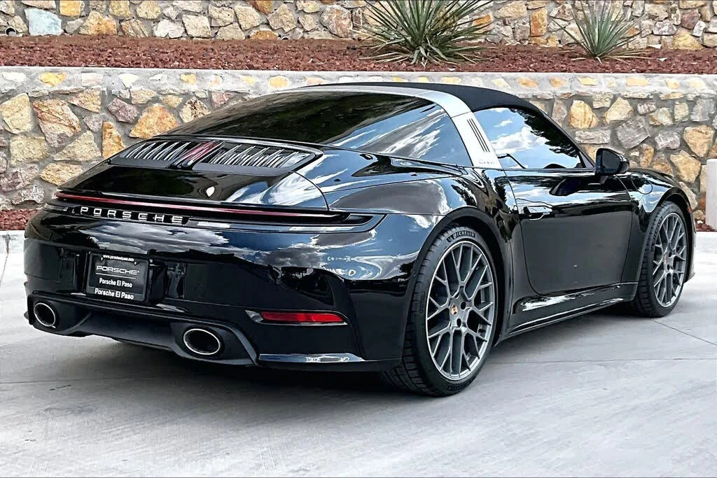 2026 Porsche 992 Targa 4 & 4S - Image 7 of 26