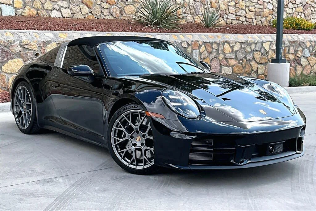 2026 Porsche 992 Targa 4 & 4S - Image 9 of 26
