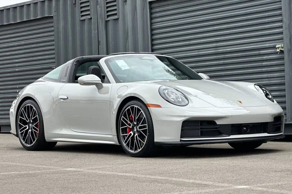 2026 Porsche 992 Targa 4 & 4S - Image 10 of 28