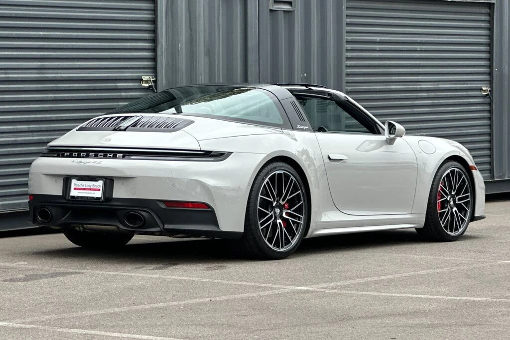 2026 Porsche 992 Targa 4 & 4S - Image 8 of 28