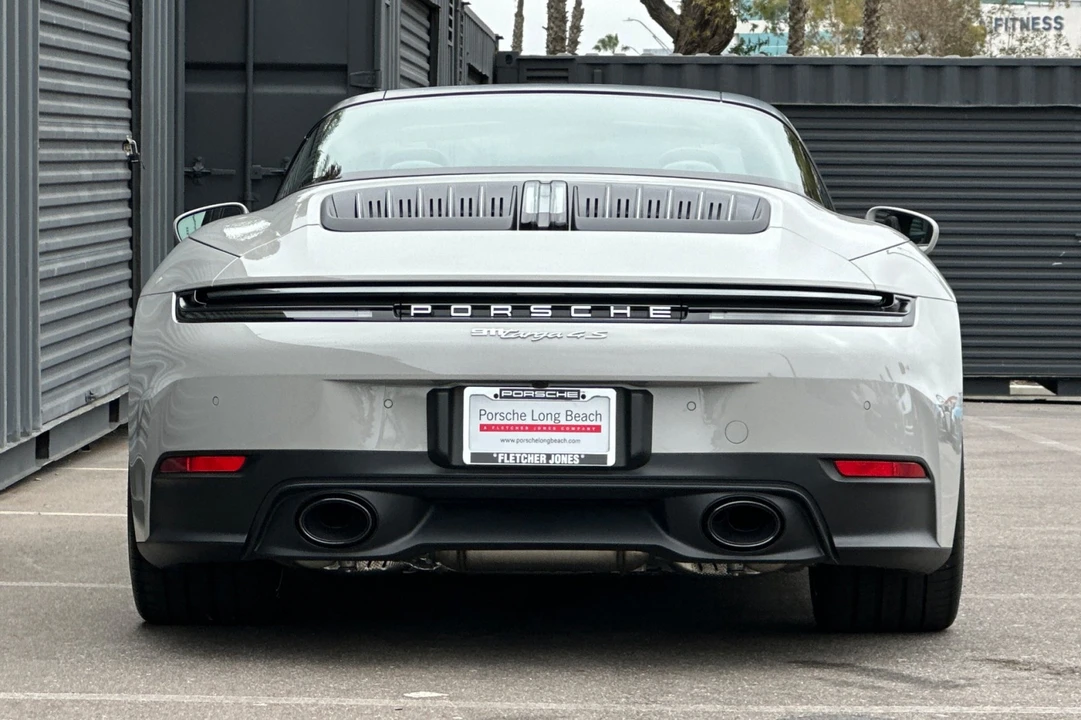 2026 Porsche 992 Targa 4 & 4S - Image 7 of 28