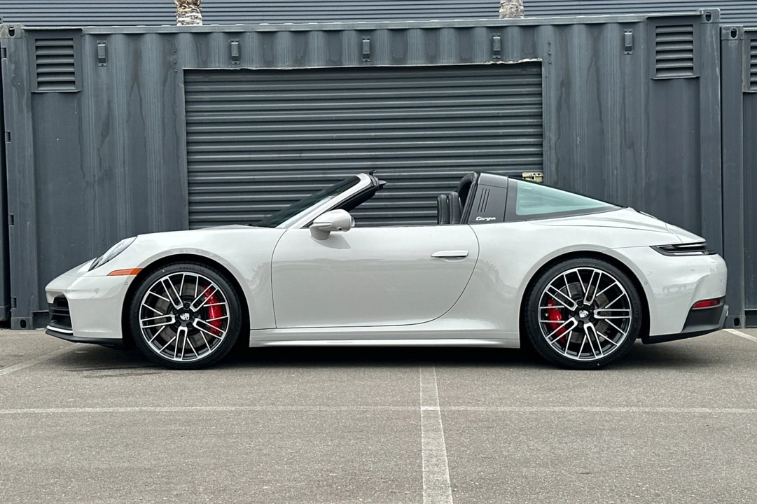 2026 Porsche 992 Targa 4 & 4S - Image 2 of 28