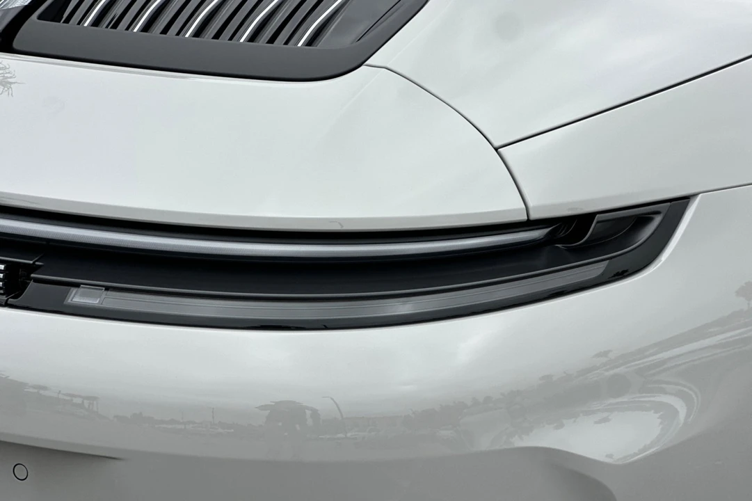 2026 Porsche 992 Targa 4 & 4S - Image 27 of 28