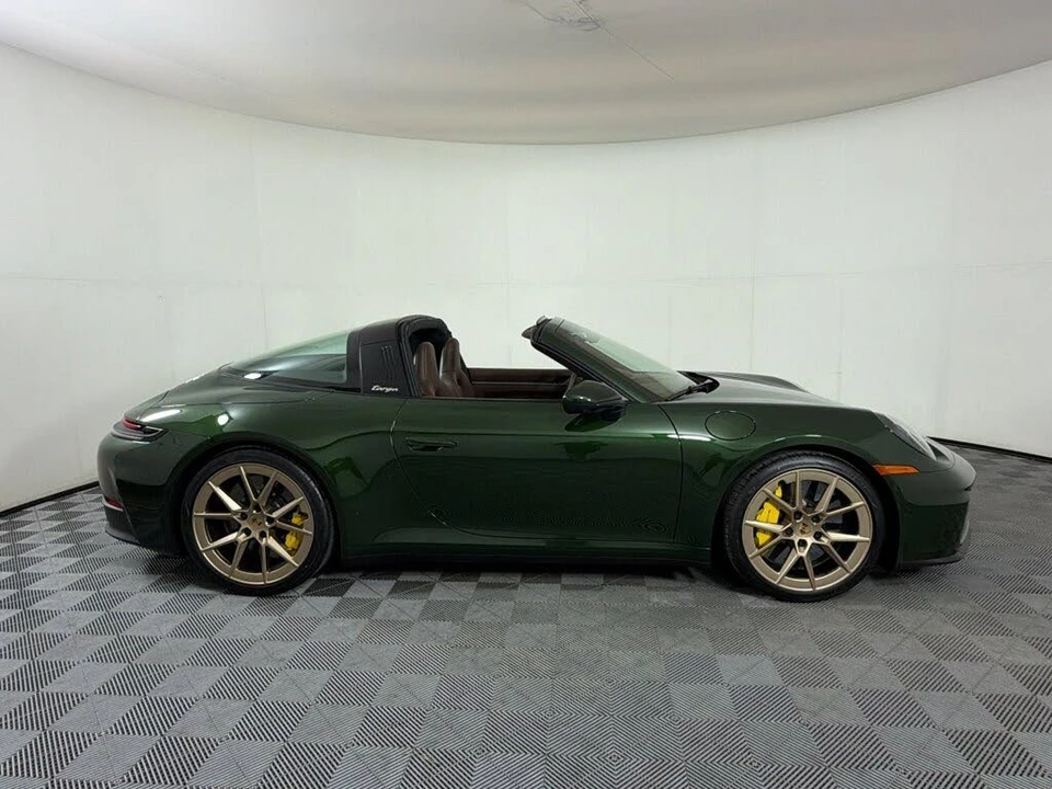 2026 Porsche 992 Targa 4 & 4S - Image 8 of 29