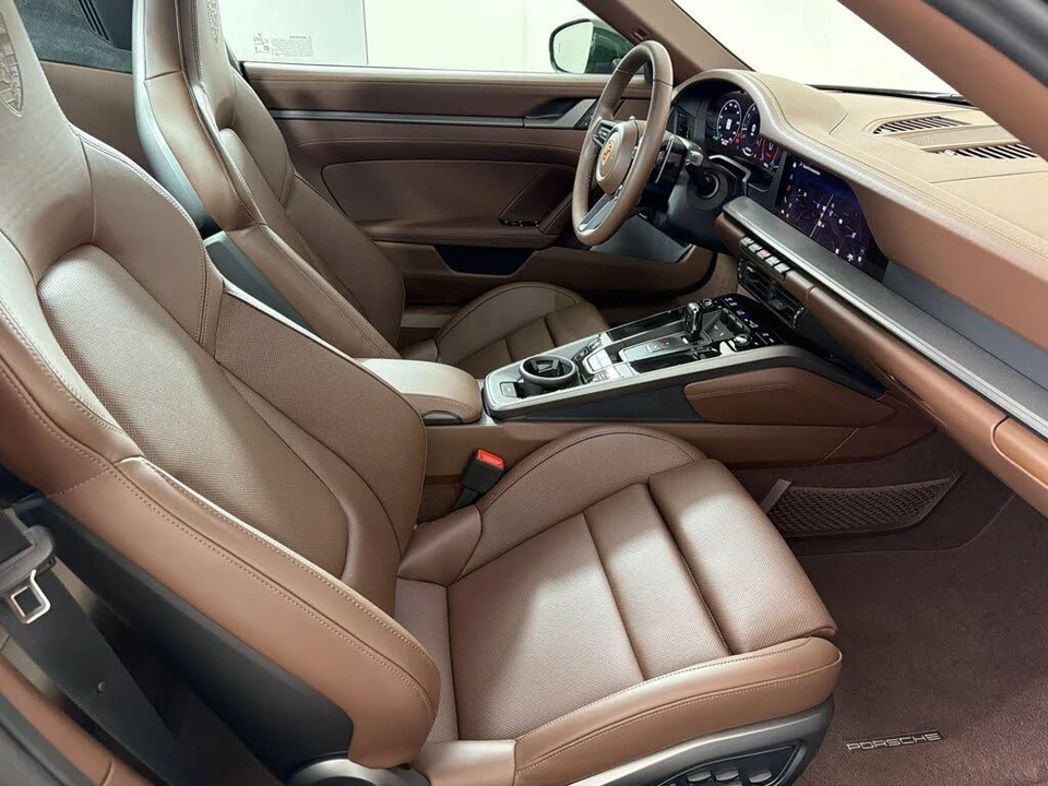 2026 Porsche 992 Targa 4 & 4S - Image 24 of 29