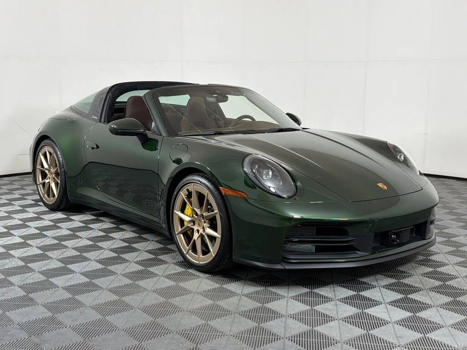 2026 Porsche 992 Targa 4 & 4S - Image 7 of 29