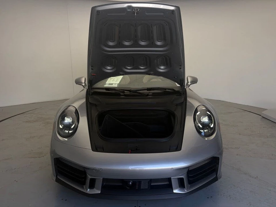 2026 Porsche 992 Targa 4 & 4S - Image 6 of 27