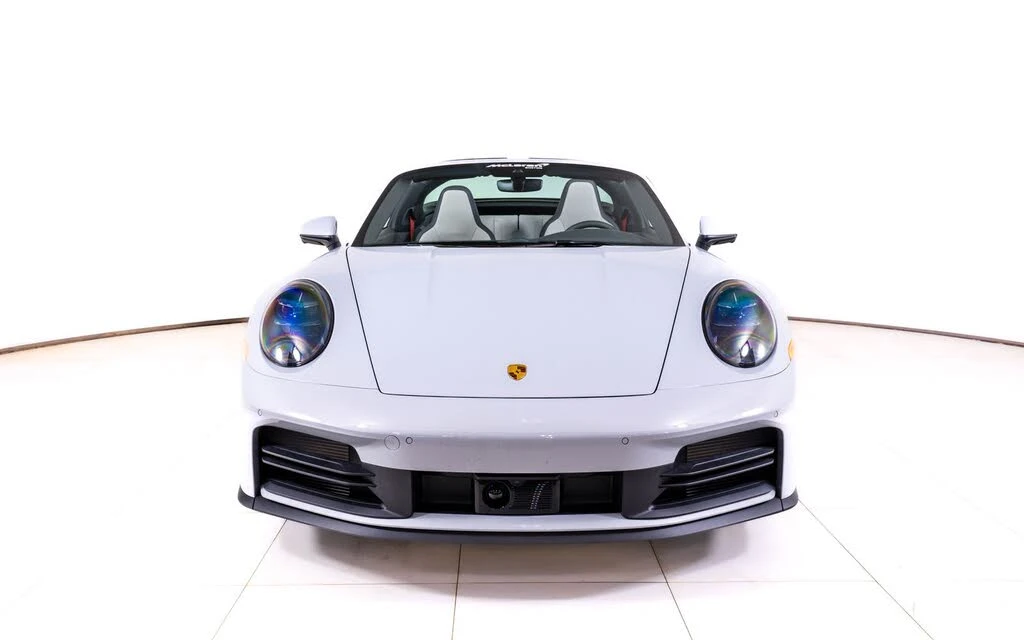 2026 Porsche 992 Targa 4 & 4S - Image 10 of 24