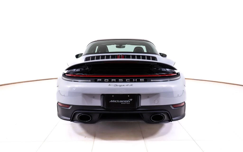 2026 Porsche 992 Targa 4 & 4S - Image 6 of 24
