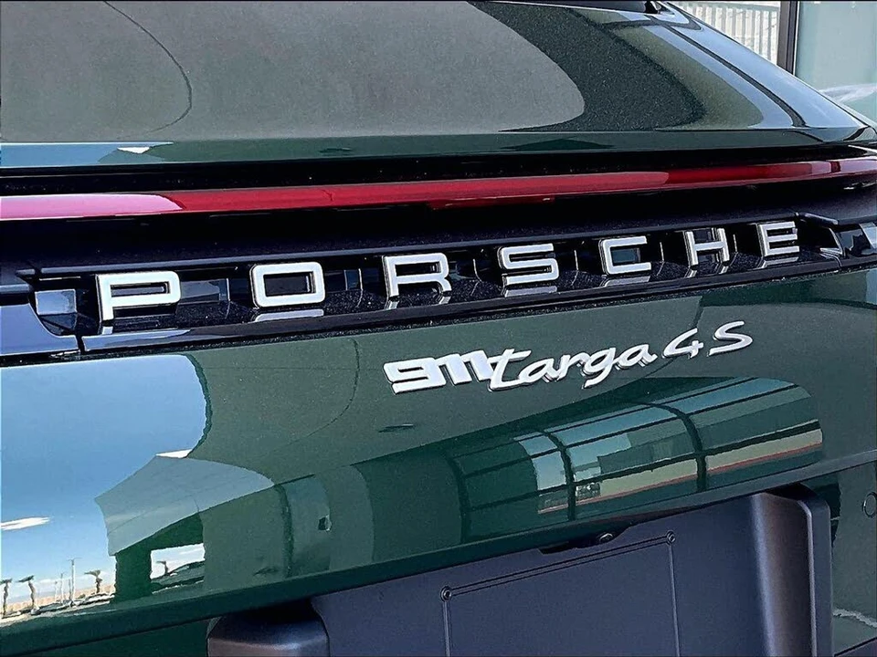 2026 Porsche 992 Targa 4 & 4S - Image 22 of 26
