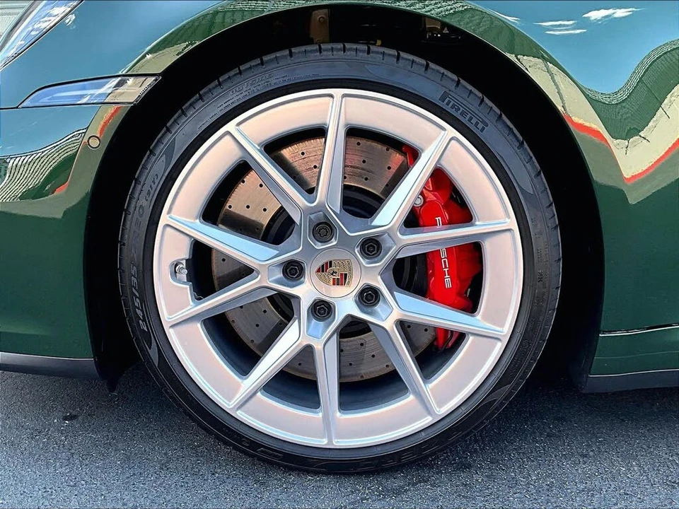2026 Porsche 992 Targa 4 & 4S - Image 11 of 26