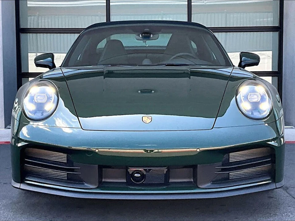 2026 Porsche 992 Targa 4 & 4S - Image 10 of 26