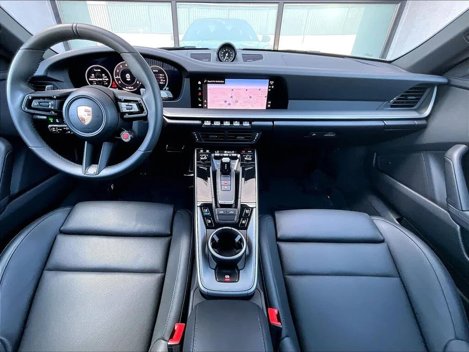 2026 Porsche 992 Targa 4 & 4S - Image 14 of 26