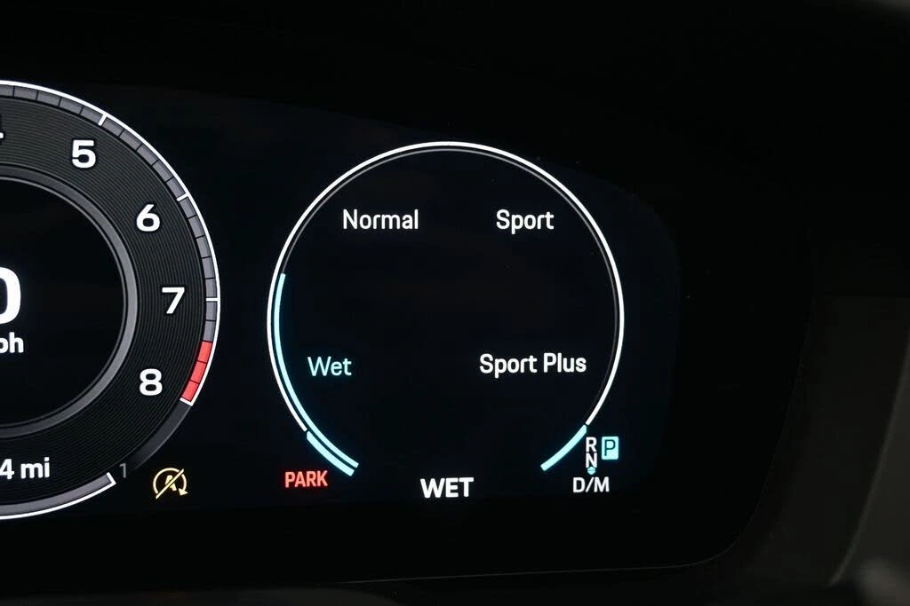 2026 Porsche 992 Targa 4 & 4S - Image 29 of 31