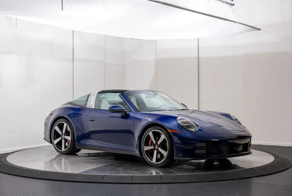 2026 Porsche 992 Targa 4 & 4S - Image 11 of 31