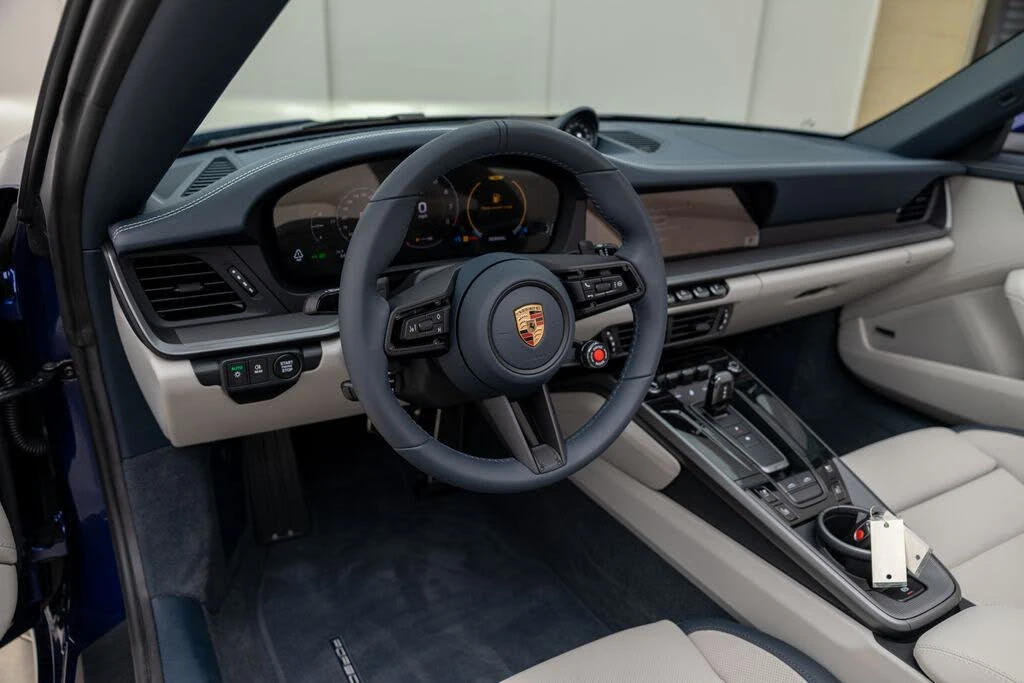 2026 Porsche 992 Targa 4 & 4S - Image 20 of 31