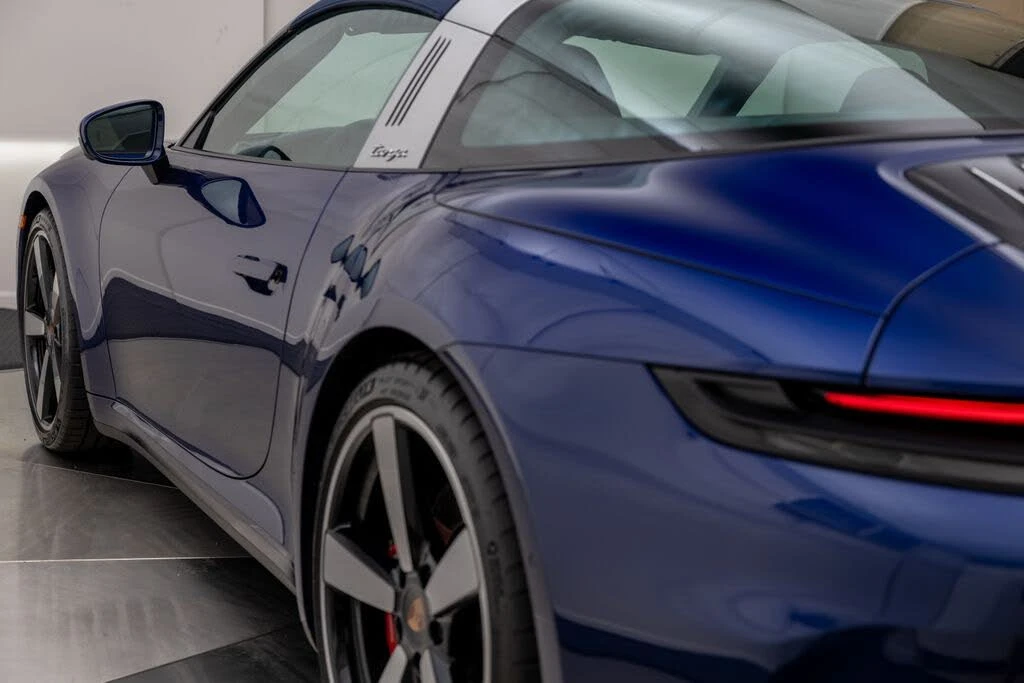 2026 Porsche 992 Targa 4 & 4S - Image 17 of 31