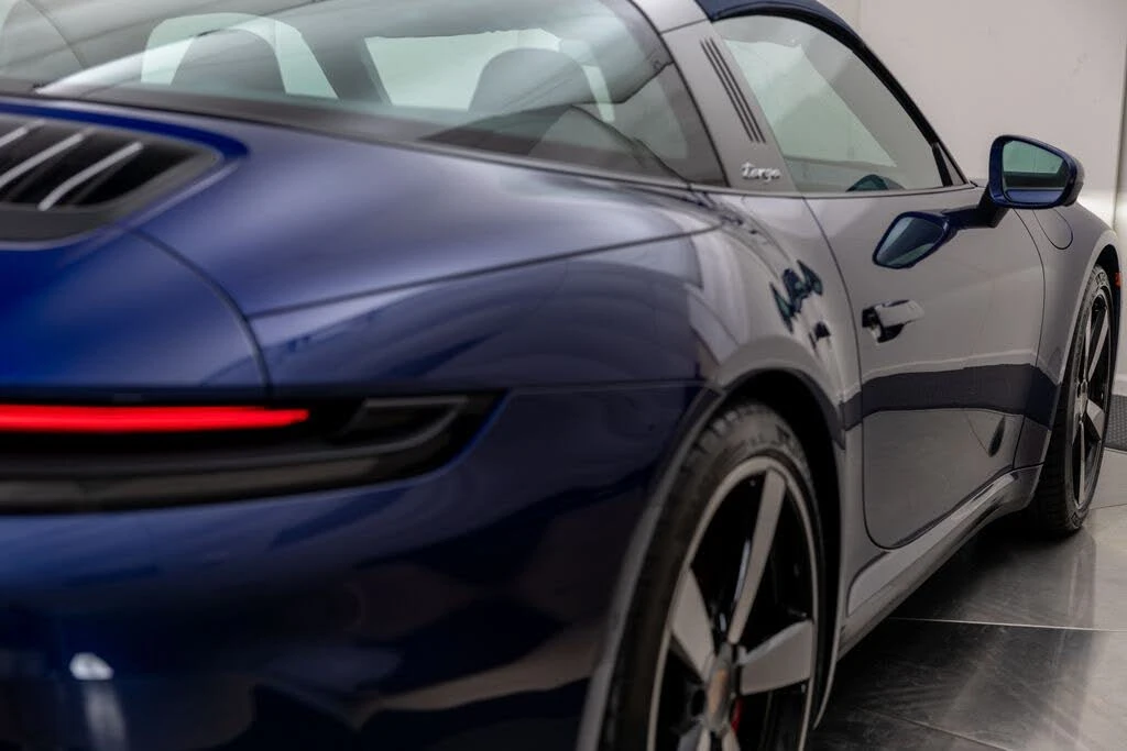 2026 Porsche 992 Targa 4 & 4S - Image 16 of 31