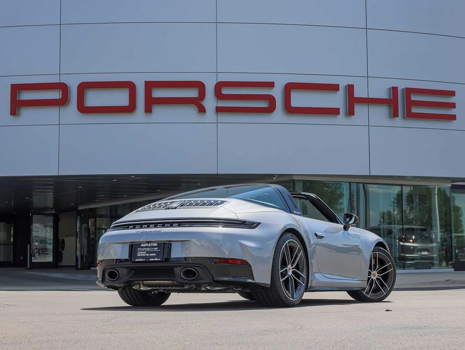 2026 Porsche 992 Targa 4 & 4S - Image 10 of 31