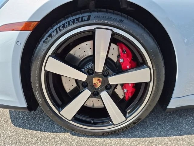 2026 Porsche 992 Targa 4 & 4S - Image 8 of 8