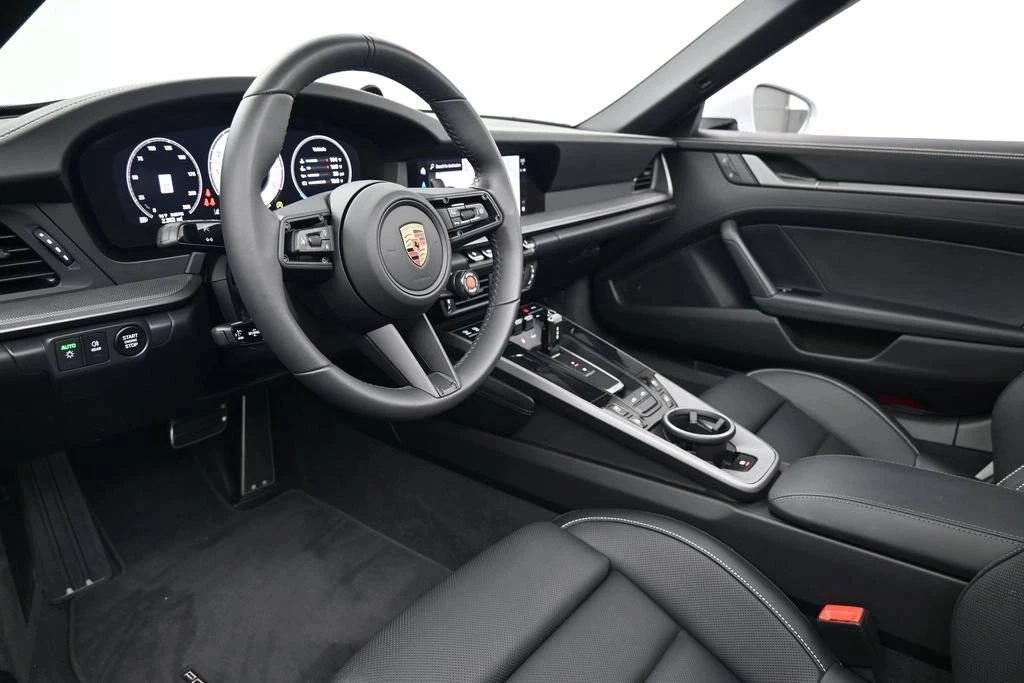 2026 Porsche 992 Targa 4 & 4S - Image 4 of 4