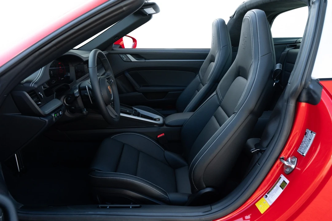 2026 Porsche - Image 6 of 31