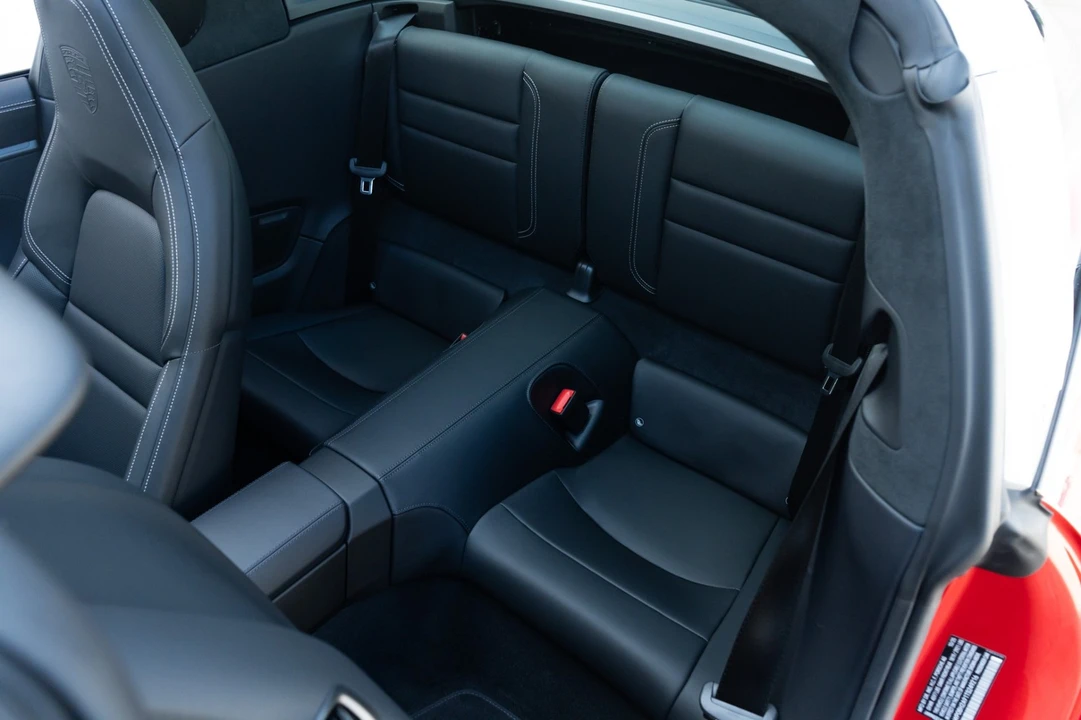 2026 Porsche - Image 19 of 31