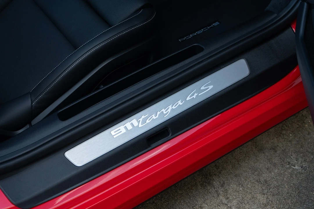 2026 Porsche - Image 28 of 31