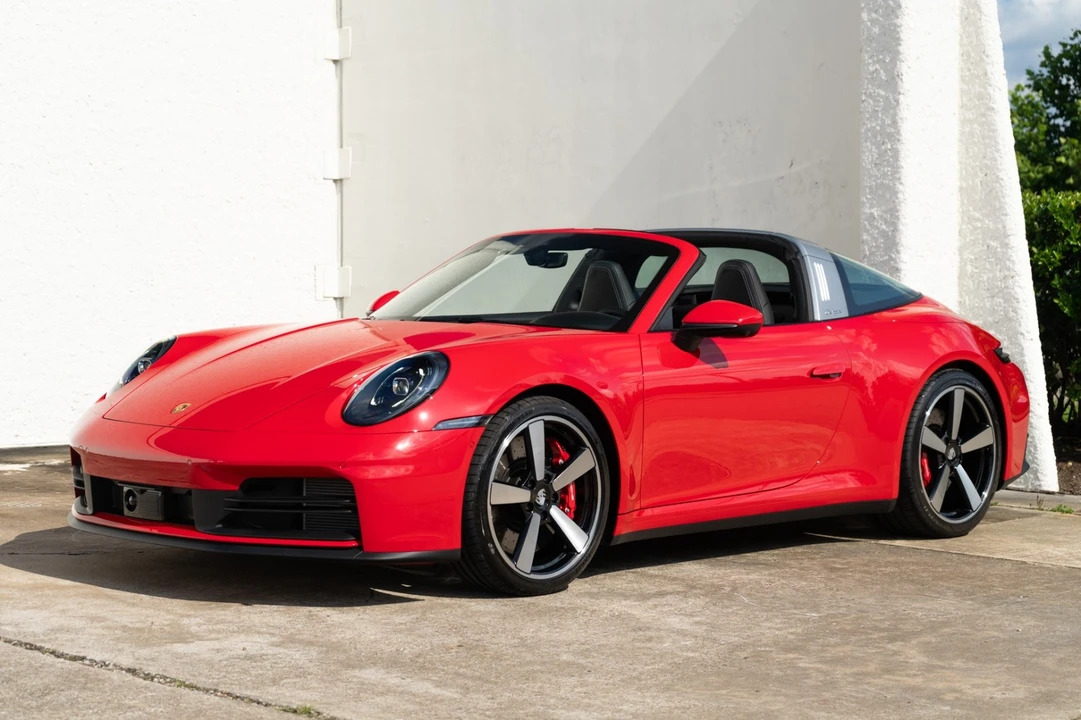 2026 Porsche - Image 2 of 31