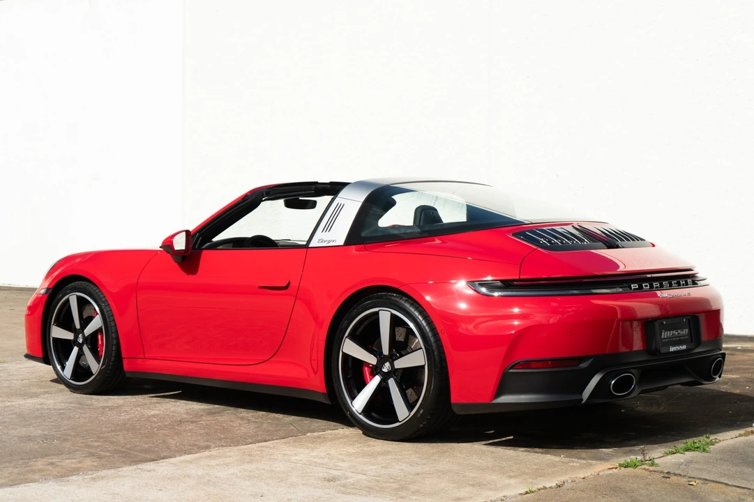2026 Porsche - Image 4 of 31
