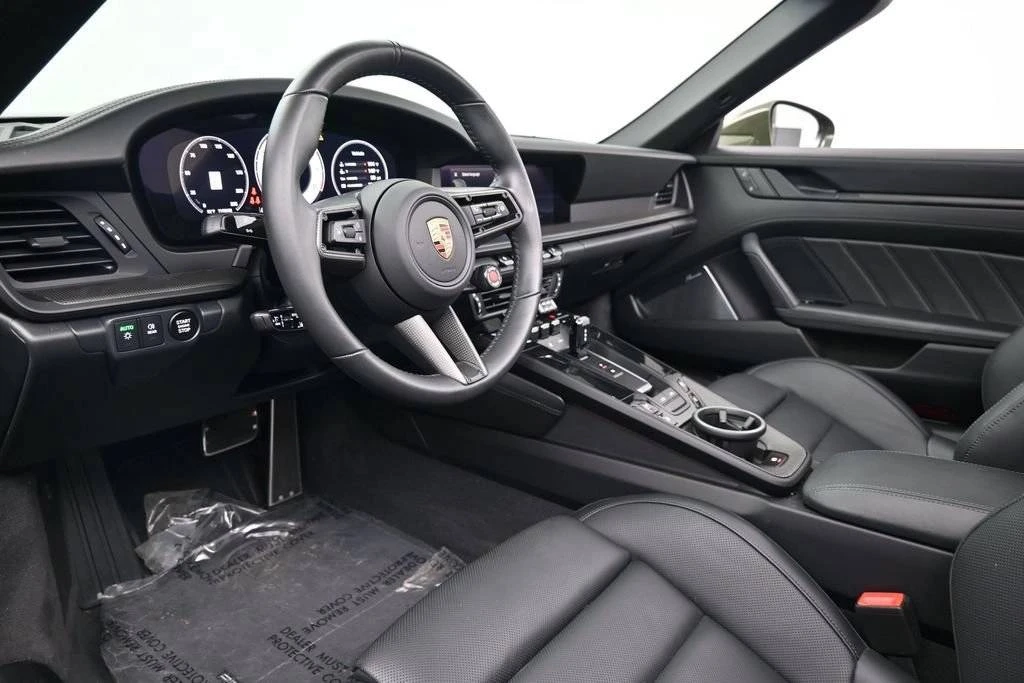 2026 Porsche 992 Targa 4 & 4S - Image 4 of 4