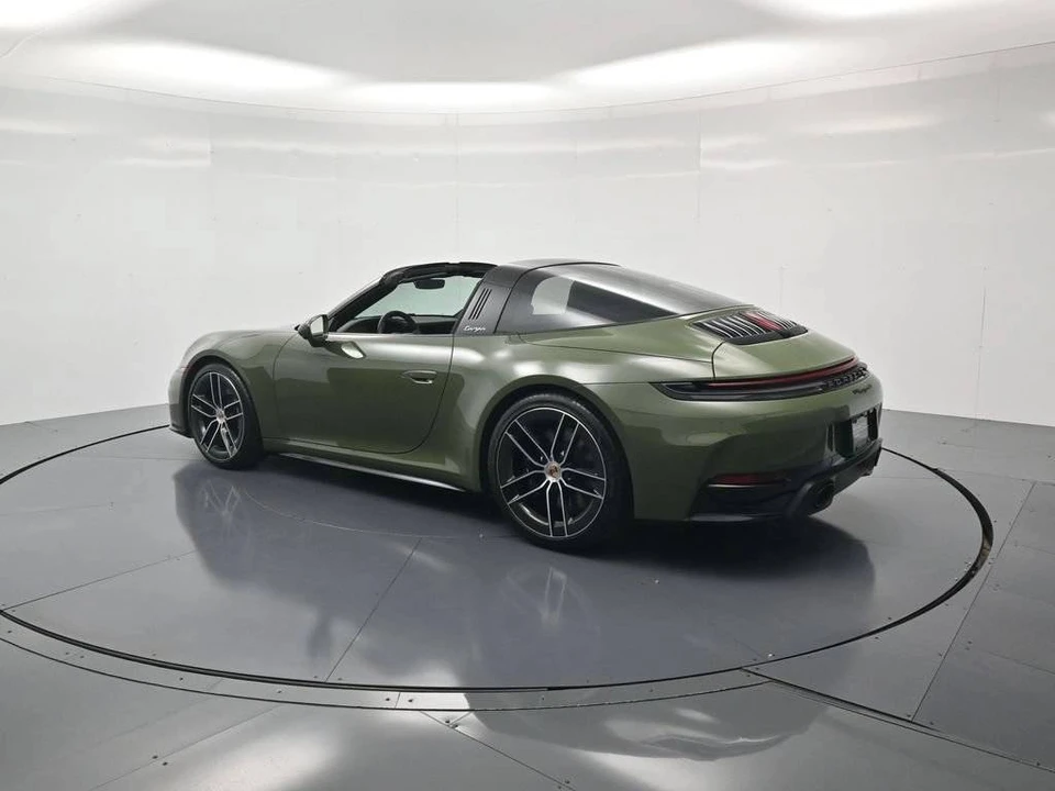 2026 Porsche 992 Targa 4 & 4S - Image 3 of 4