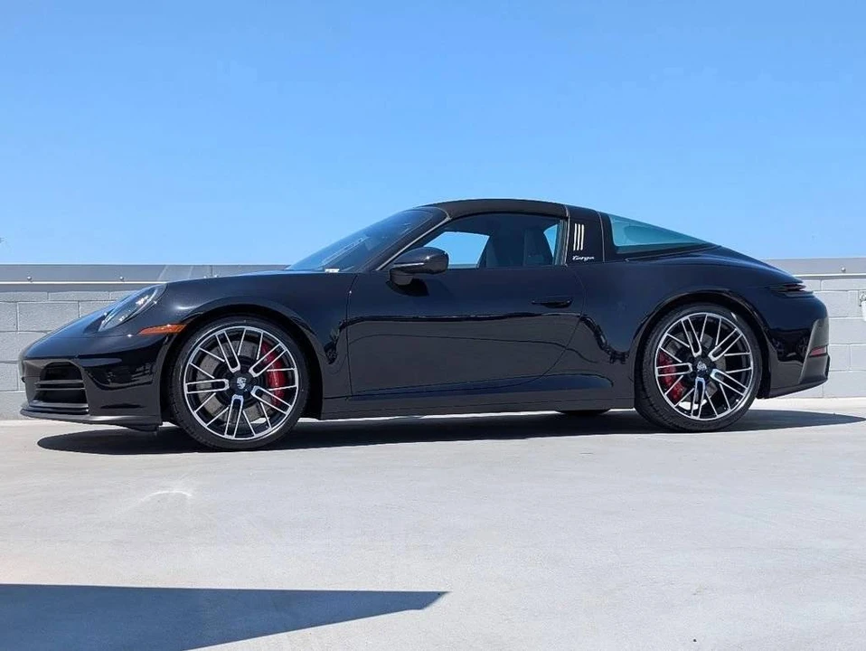 2026 Porsche 992 Targa 4 & 4S - Image 2 of 5
