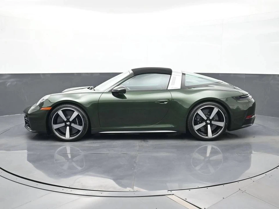 2026 Porsche 992 Targa 4 & 4S - Image 2 of 4