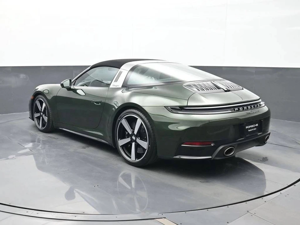 2026 Porsche 992 Targa 4 & 4S - Image 3 of 4