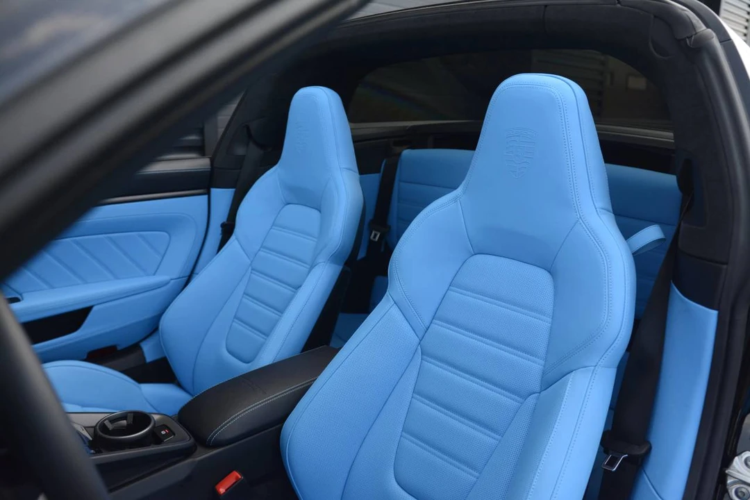 2026 Porsche 992 Targa 4 & 4S - Image 5 of 5