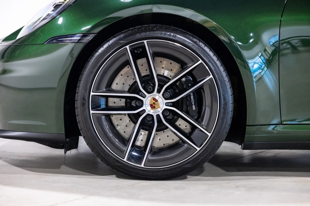 2026 Porsche 992 Targa 4 & 4S - Image 18 of 31