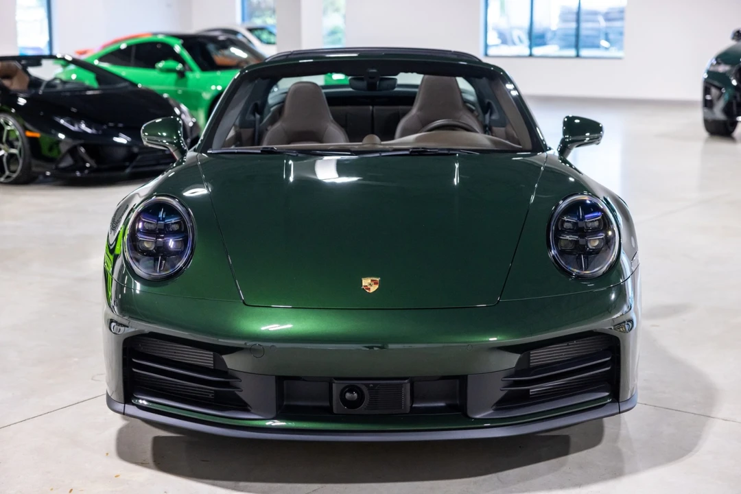 2026 Porsche 992 Targa 4 & 4S - Image 11 of 31