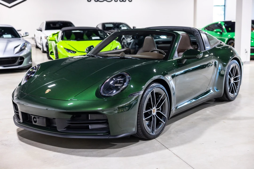 2026 Porsche 992 Targa 4 & 4S - Image 12 of 31