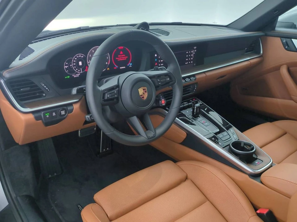 2026 Porsche 992 Targa 4 & 4S - Image 4 of 5