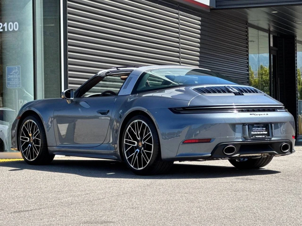 2026 Porsche 992 Targa 4 & 4S - Image 3 of 4