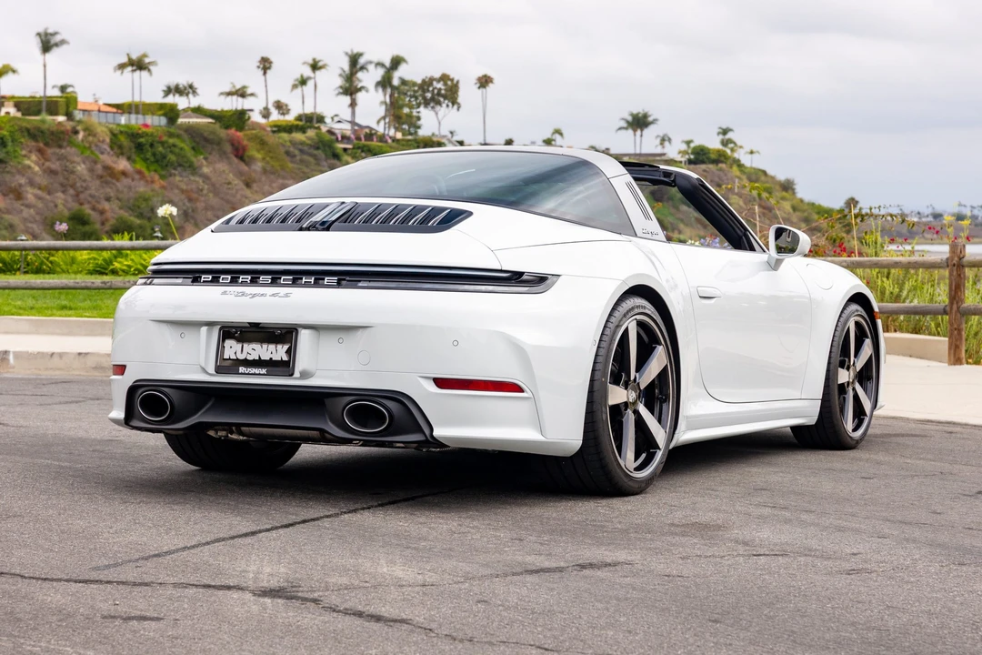 2026 Porsche 992 Targa 4 & 4S - Image 6 of 31