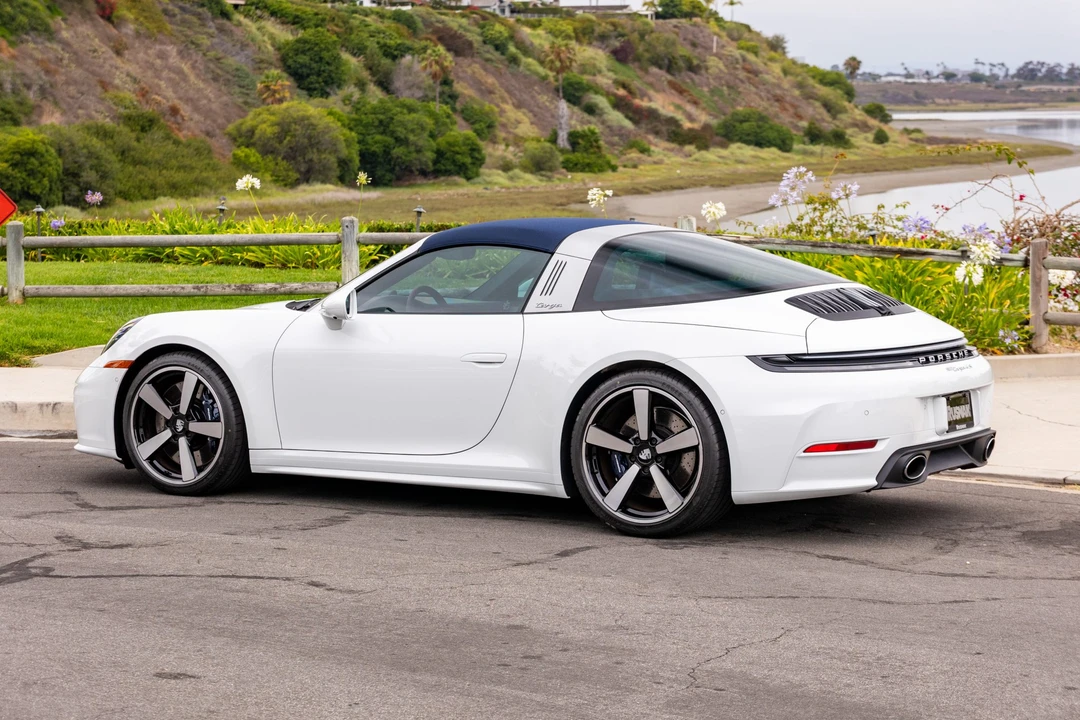 2026 Porsche 992 Targa 4 & 4S - Image 14 of 31