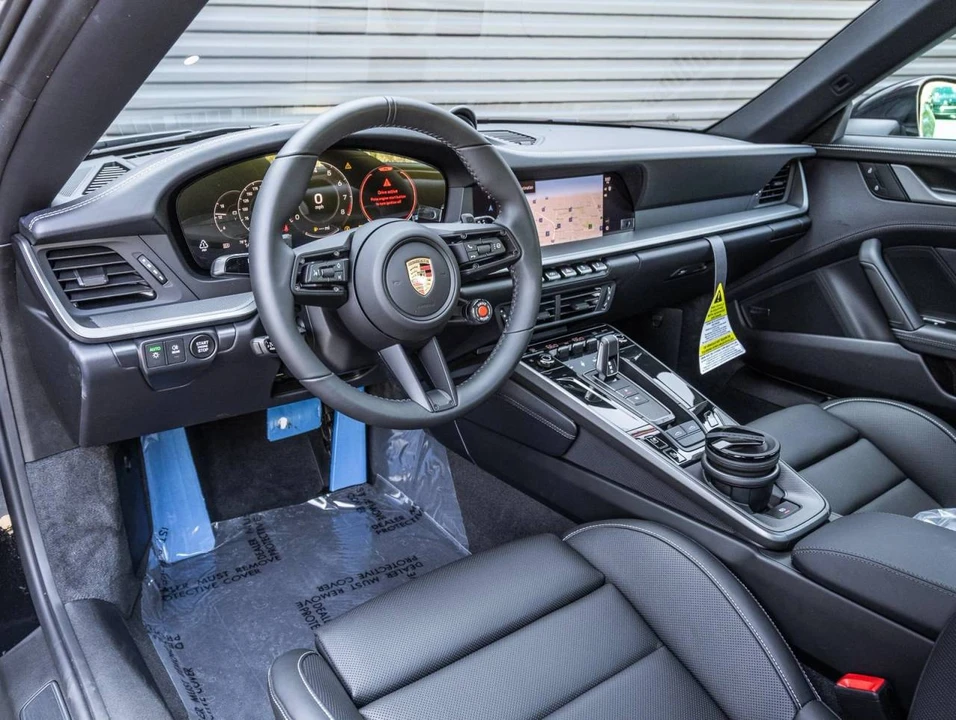 2026 Porsche 992 Targa 4 & 4S - Image 4 of 5