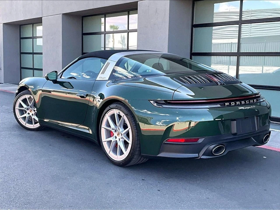 2026 Porsche 992 Targa 4 & 4S - Image 3 of 5