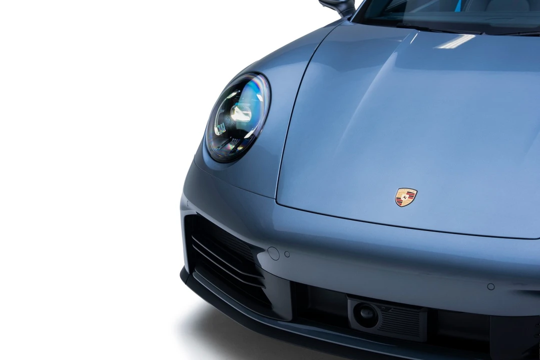 2026 Porsche 992 Targa 4 & 4S - Image 15 of 31