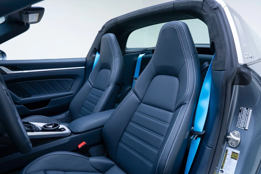 2026 Porsche 992 Targa 4 & 4S - Image 21 of 31